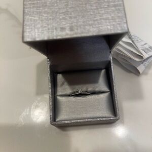 Brand new ring !  I have  never used it , I just take it to and has warranty
